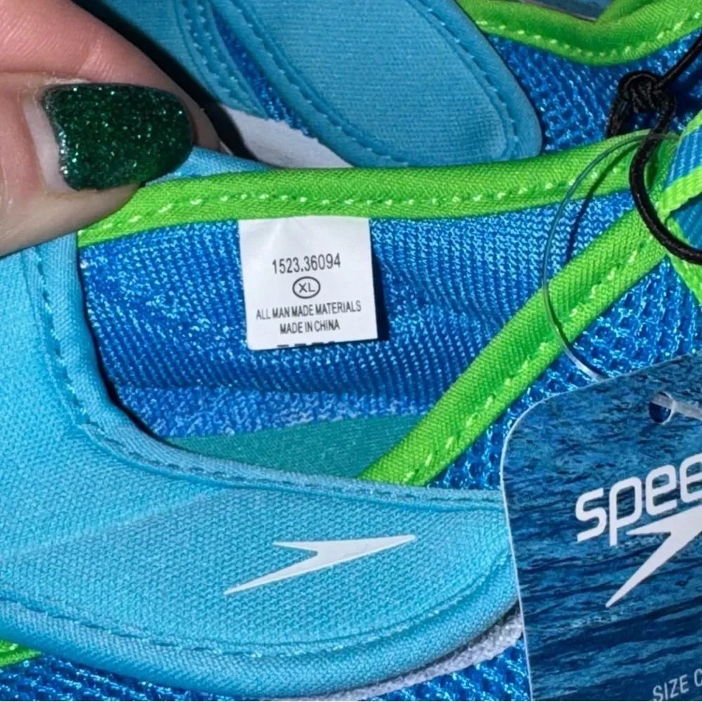 Speedo size XL 11-12 Kids Water Shoes - Aqua and Lime NWT